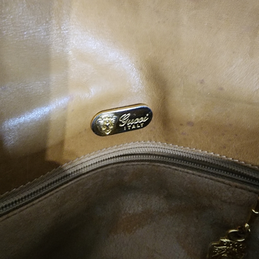 Authentic GUCCI Interlocking Leather Crossbody ba… - image 7